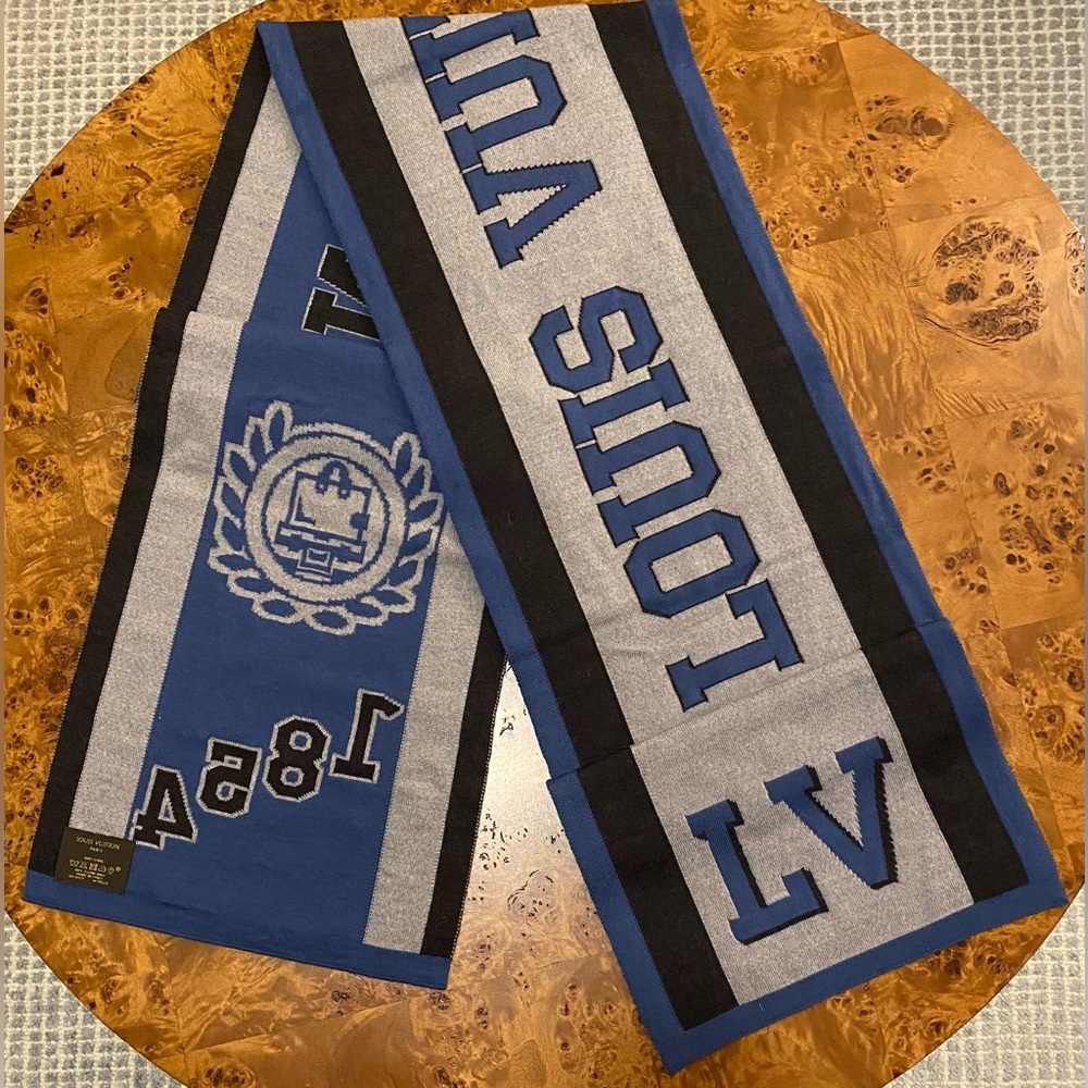 M70529 Echarpes LV League Blue Scarf (Rare Limited Edition Style)